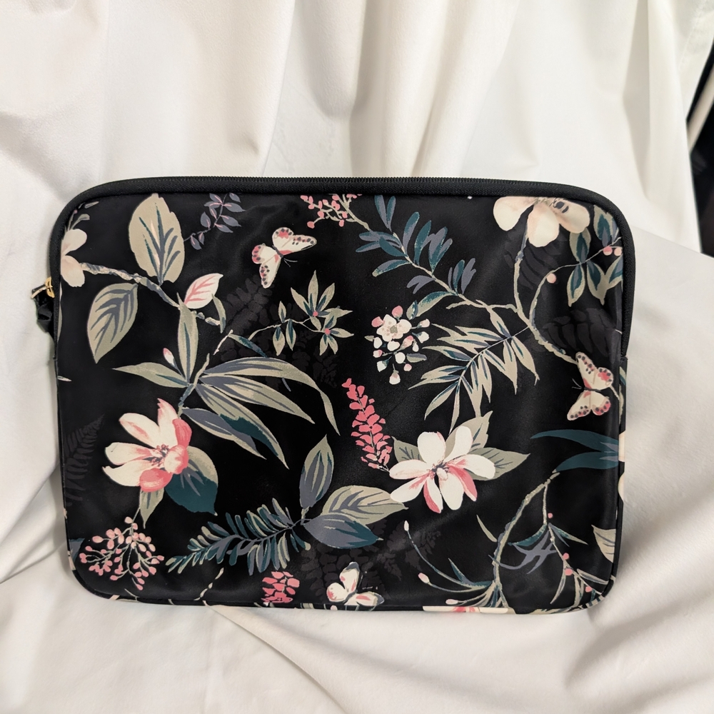 Kate Spade Black Floral Laptop Sleeve - Picture 4 of 4